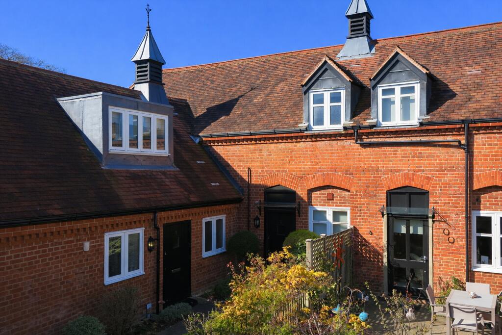 Main image of property: Gloucester Court, Croxley Green