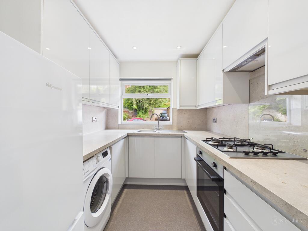 Apartment in Hemel Hempstead, High Wycombe Community Board - View 5