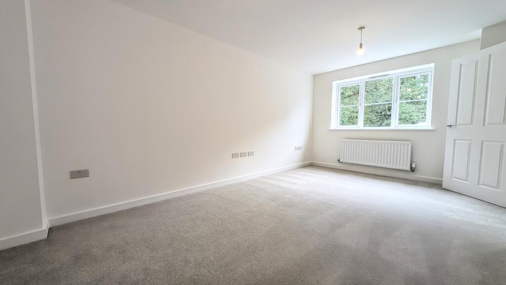 House in Guildford - View 3