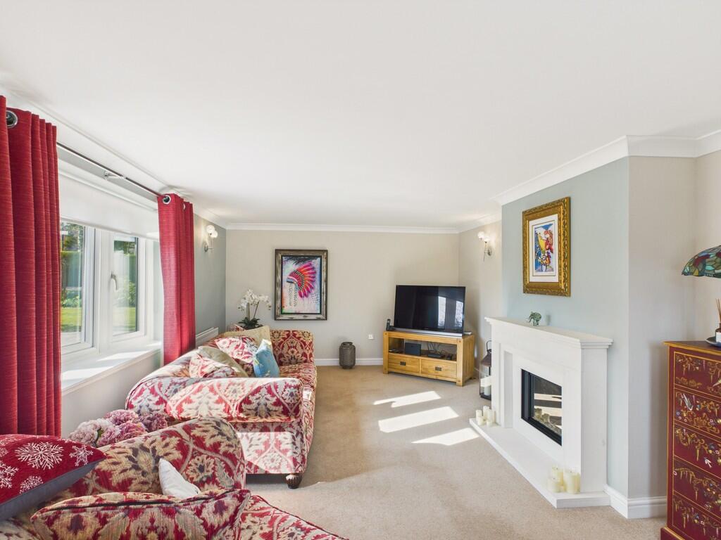 Grove Drive, Woodhall Spa photo 3