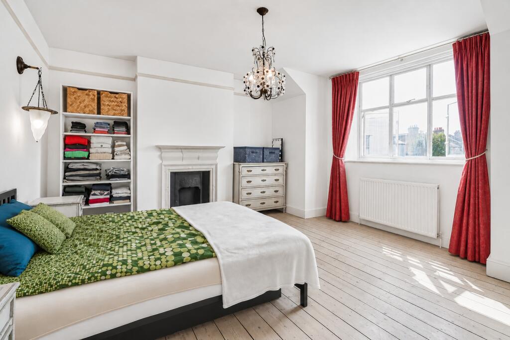 House in London, Summerstown - View 4