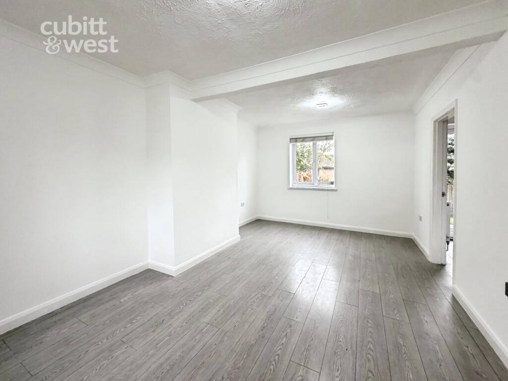 DEPOSIT ALTERNATIVE AVAILABLE, Hillside, BN2 photo 3