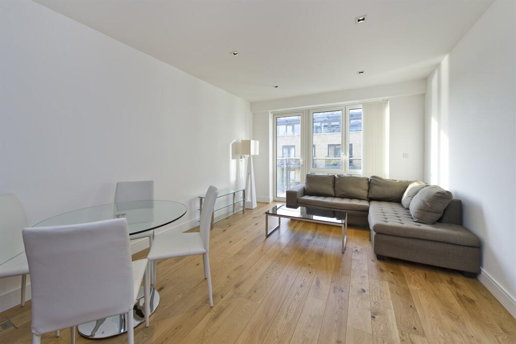 Main image of property: Strand House, Kew Bridge Road, TW8