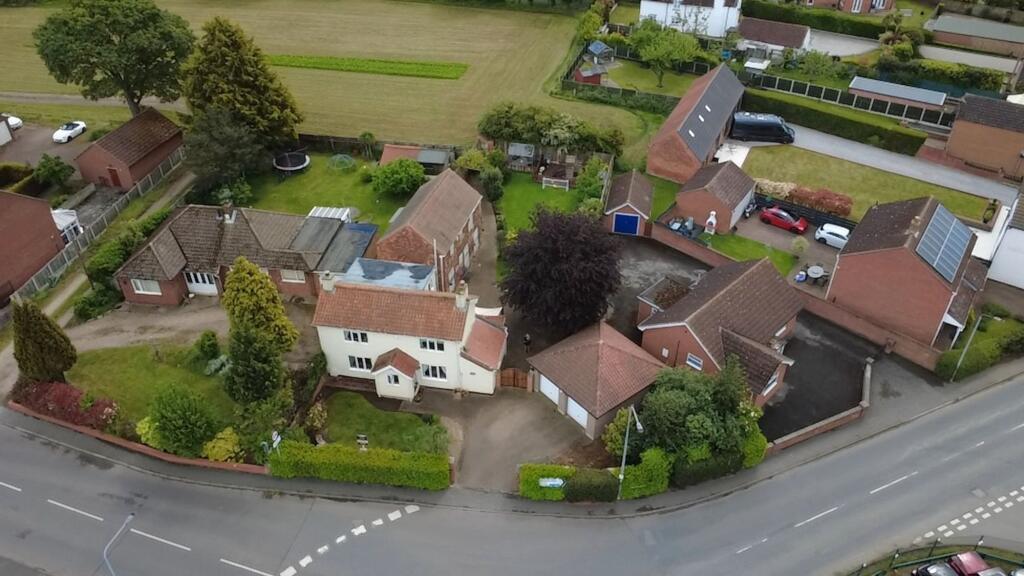 Main image of property: Newbigg, Westwoodside, DN9