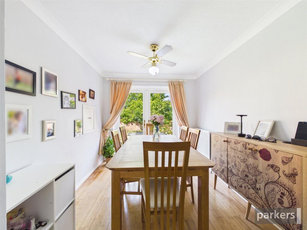 Cavendish Gardens, Winnersh, RG41 5TG, RG41 photo 4