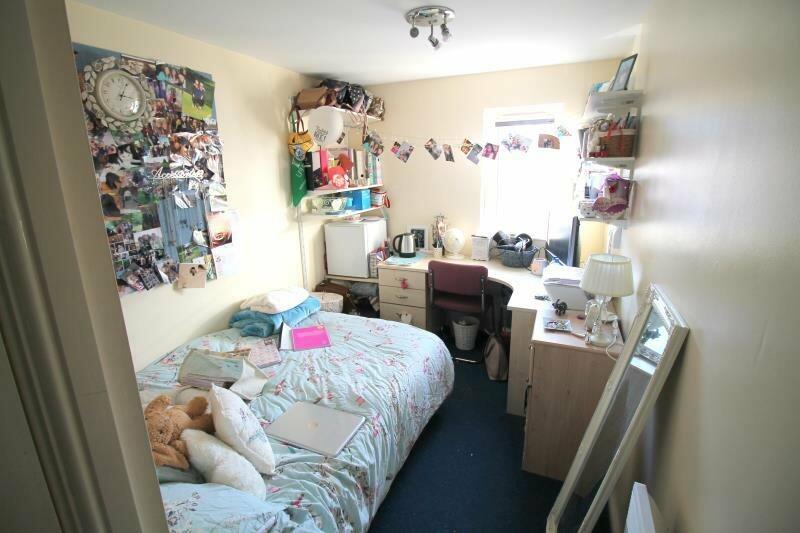 Apartment in Cardiff, Cathays - More