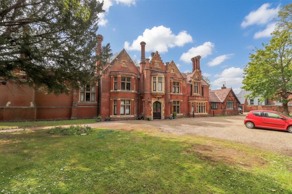 Main image of property: Pound Lane, Hadleigh, IP7