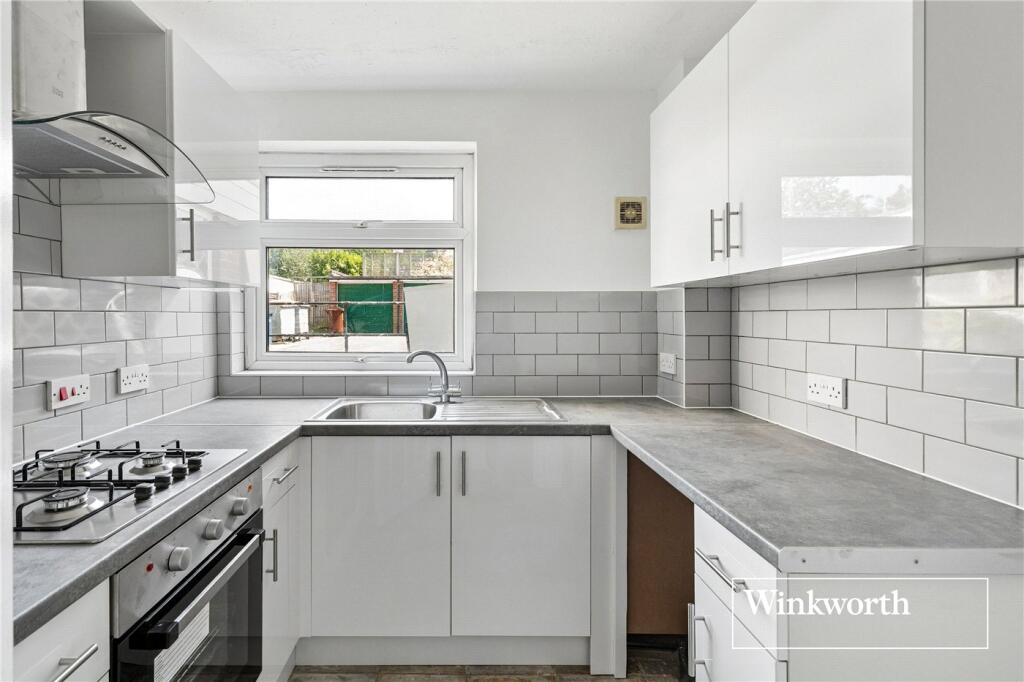 Main image of property: Dollis Avenue, Finchley, London, N3