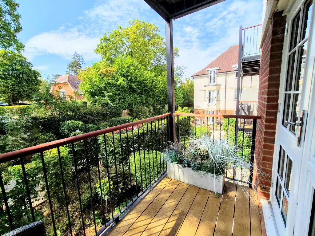 Main image of property: Fleur De Lis, Wiltshire Road, Wokingham