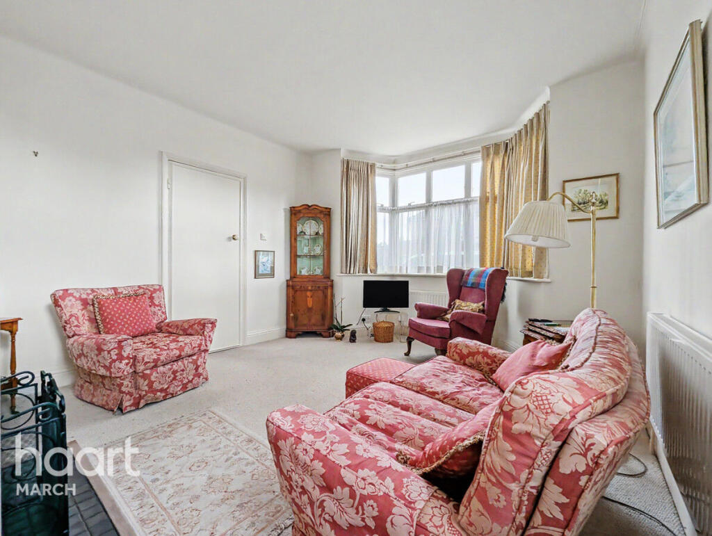 House in Peterborough - View 5