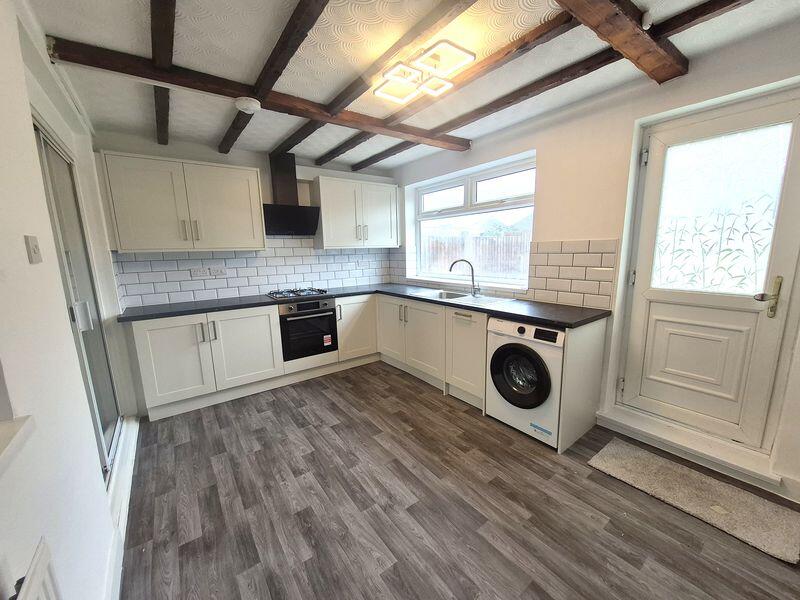 House in Birmingham, West Midlands - More