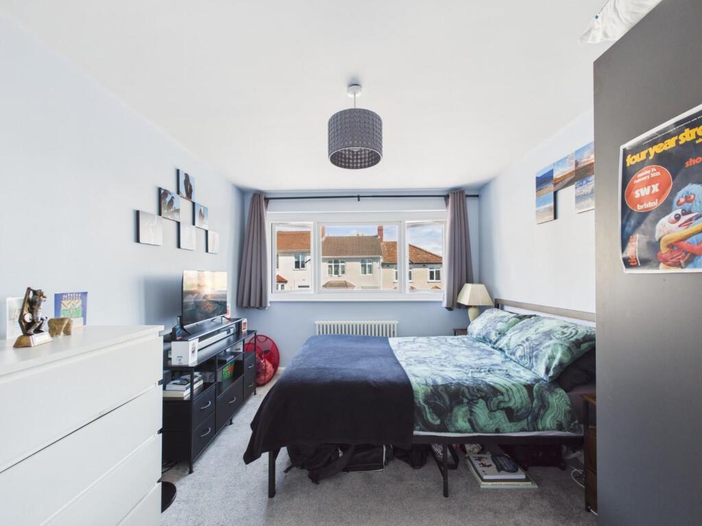 House in Bristol - More