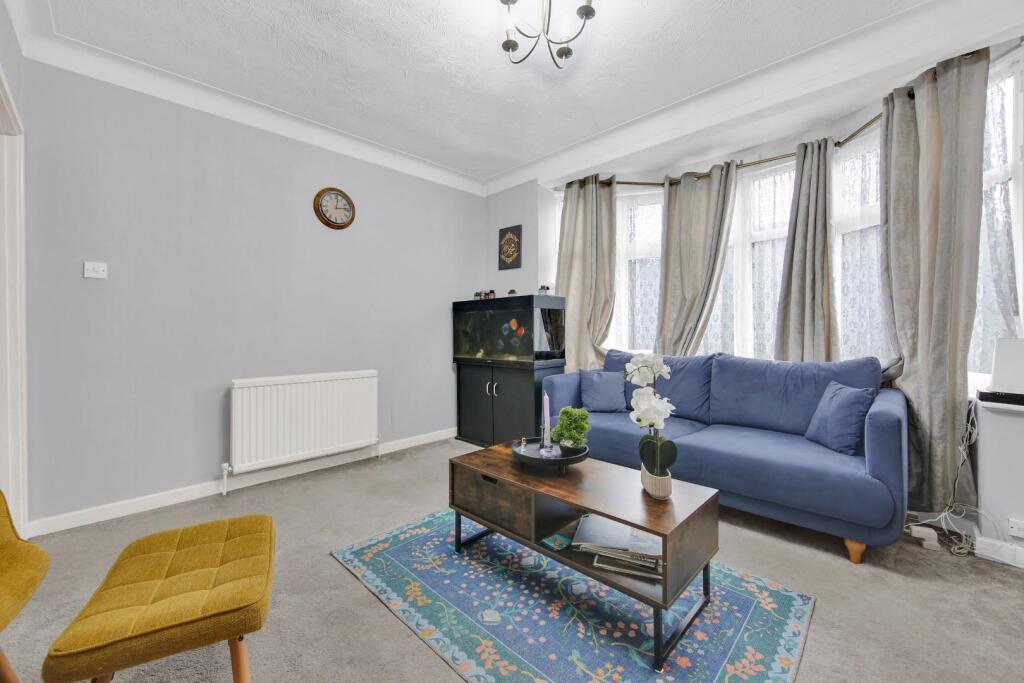 Apartment in London - View 5