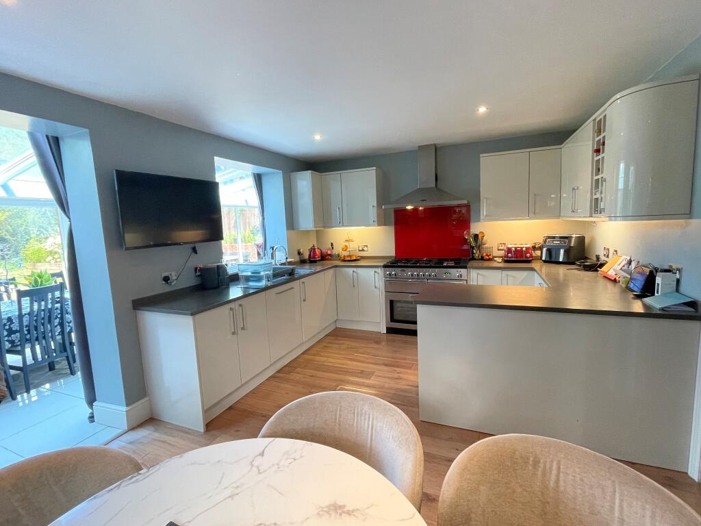 House in Southampton - View 3