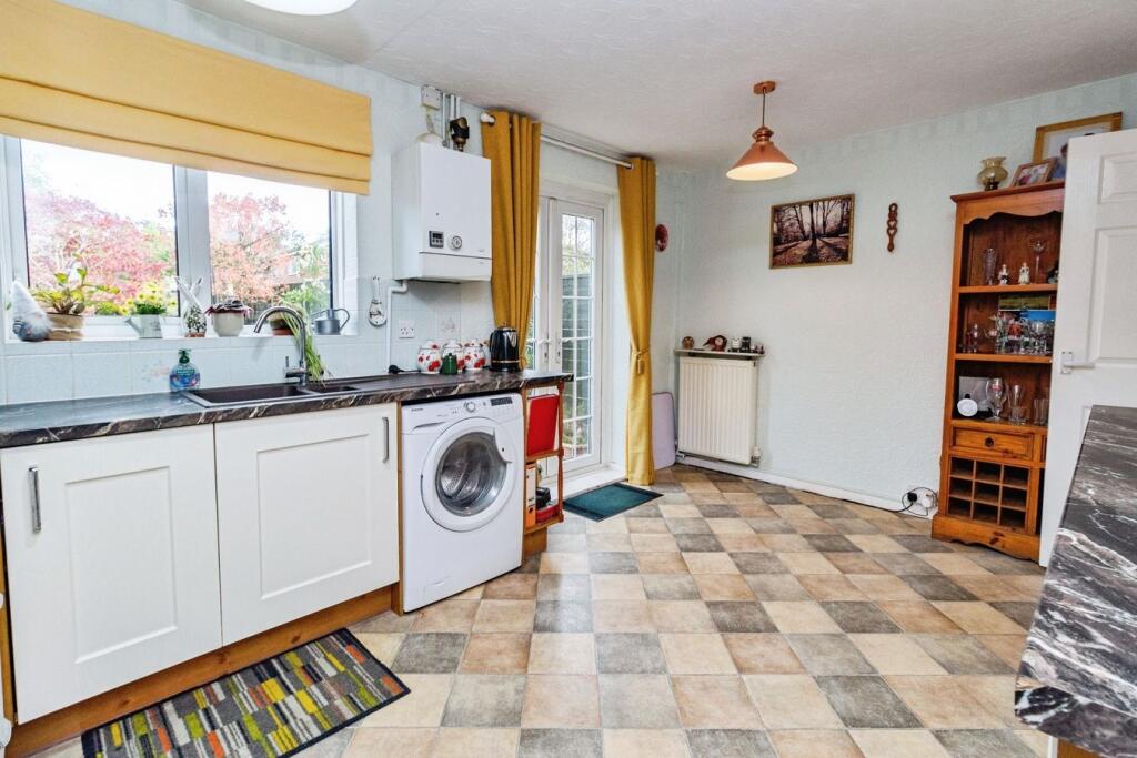 House in Telford - View 3