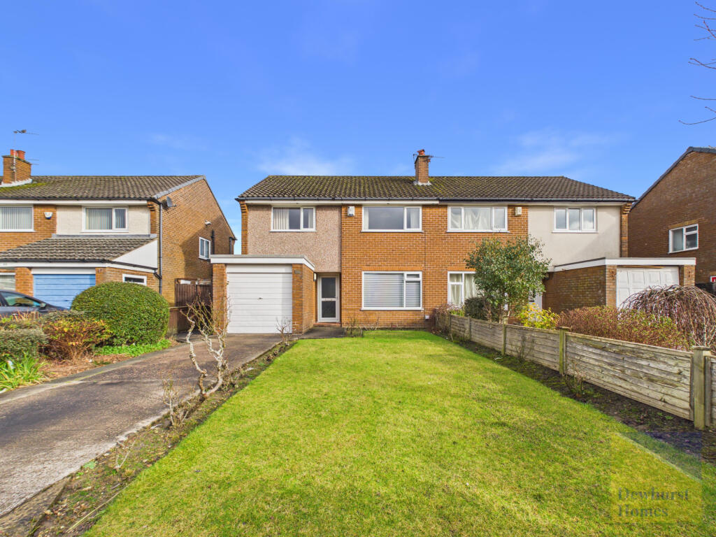 4-bed semi-detached on The Turnpike,  Fulwood, PR2, £230,000