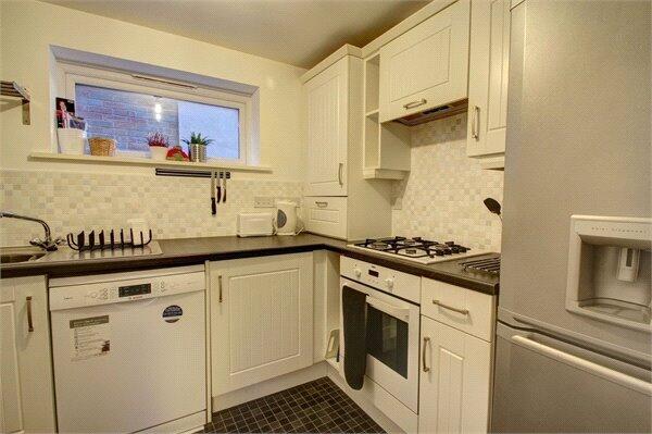 Apartment in Newcastle upon Tyne - View 3