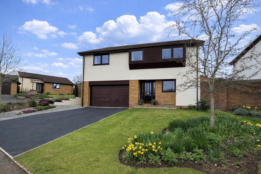 Main image of property: Harptree Close, Nailsea, North Somerset, BS48