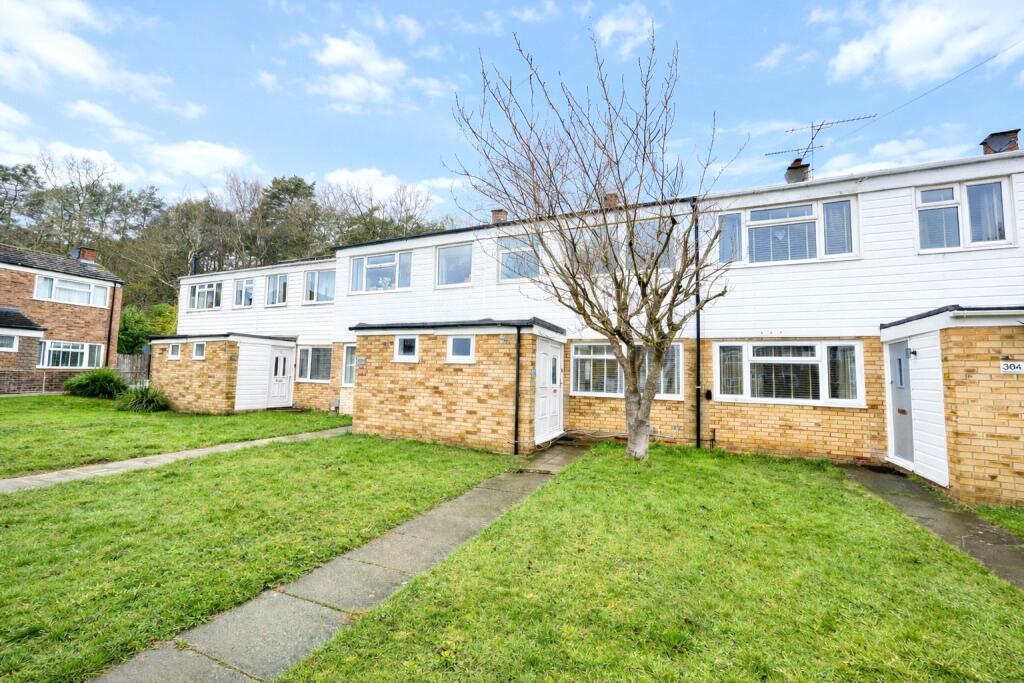 Main image of property: Pinewood Park, Farnborough, Hampshire, GU14