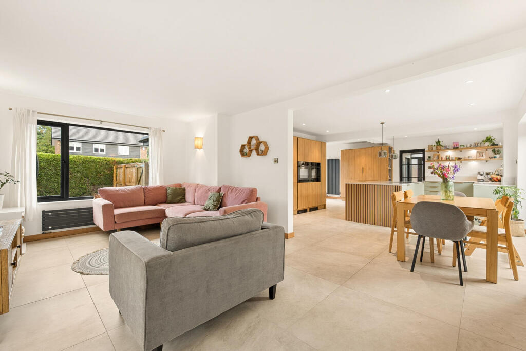 House in Stockport - View 5