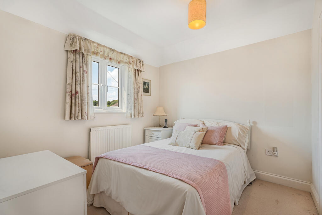 House in Twickenham - View 4