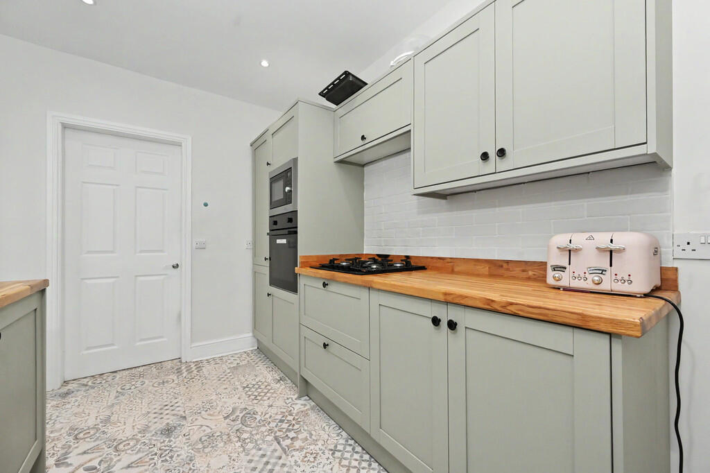 Spring Villas, Longton, Stoke-on-Trent photo 4
