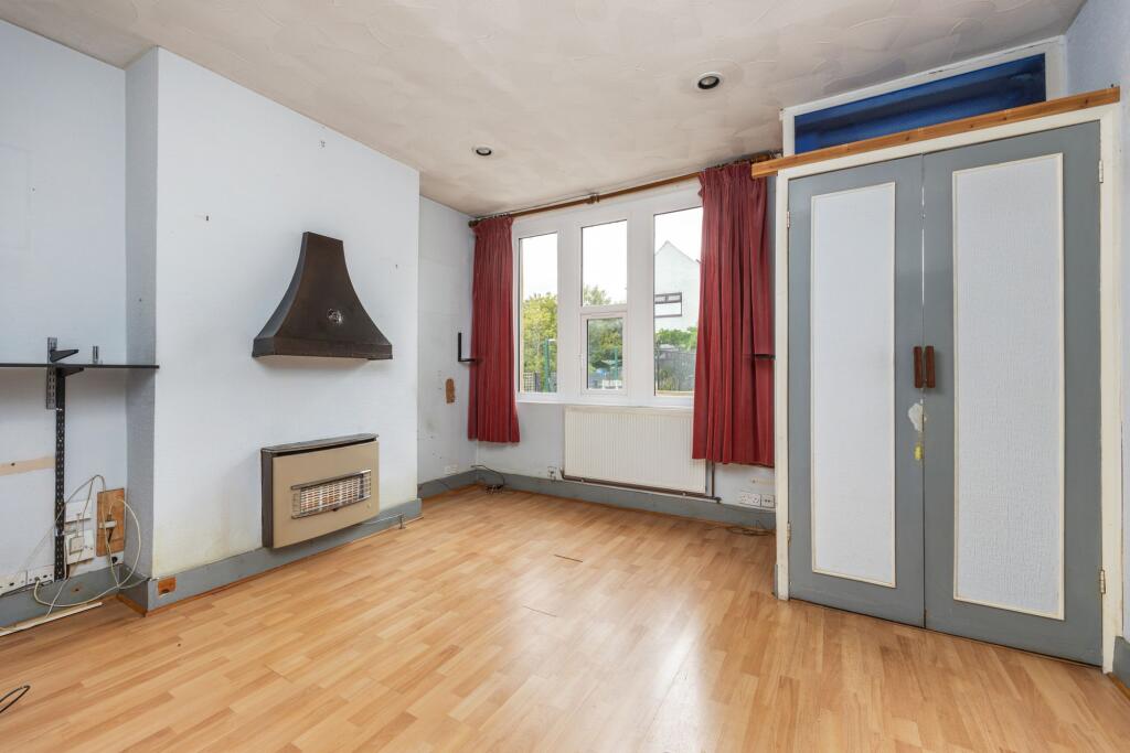 House in Southampton - View 5