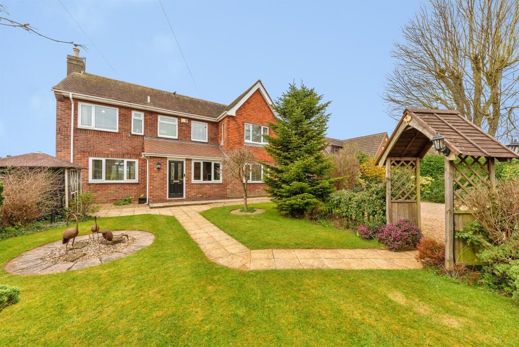 Main image of property: Low Road, Barrowby, Grantham