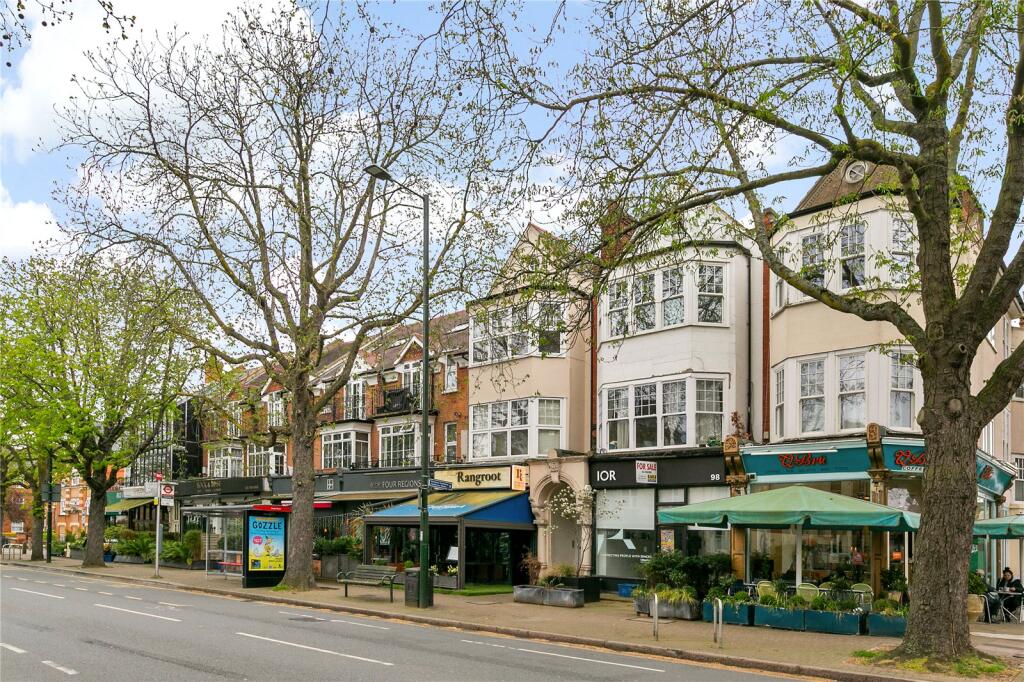 Main image of property: Evelyn Mansions, Kew Road, Richmond, Surrey, TW9