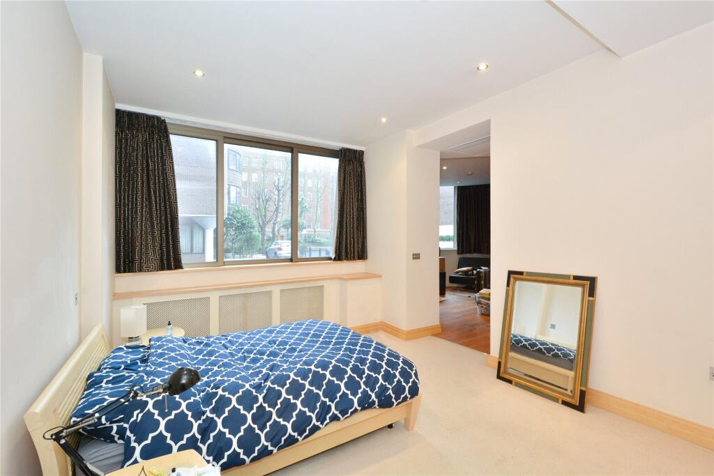 Apartment in London - View 3