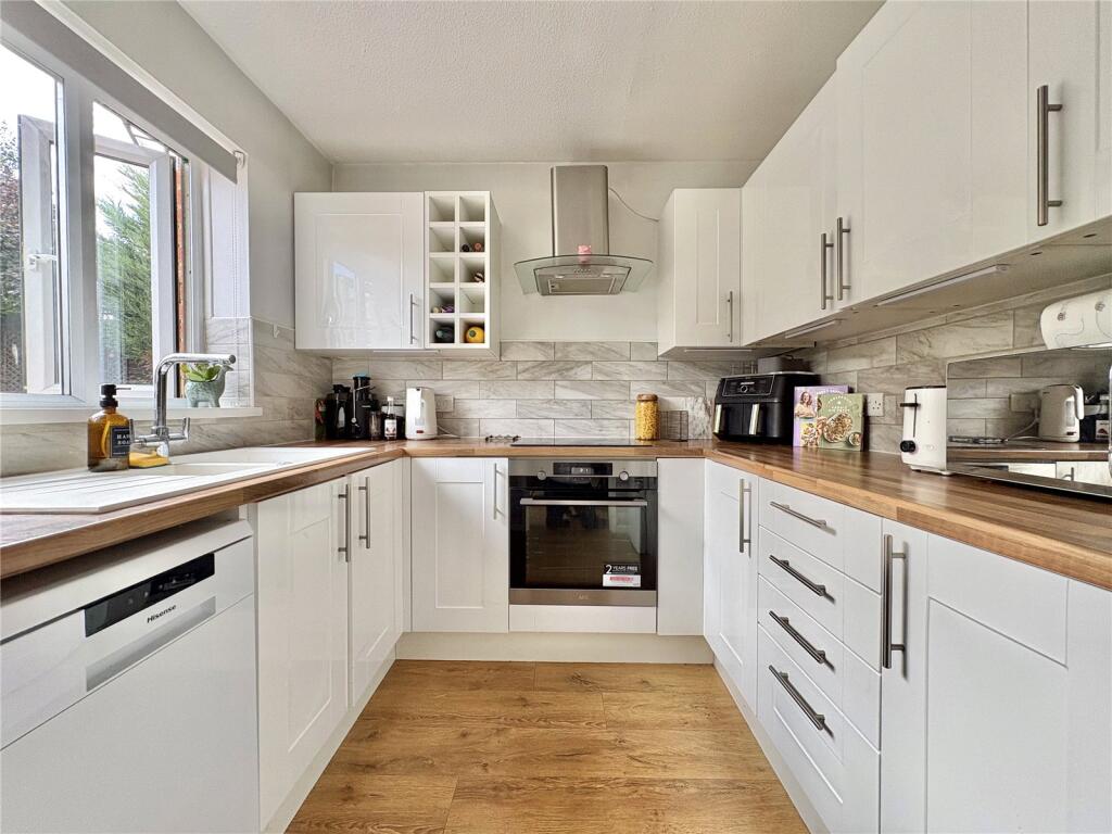 House in Blandford Forum - View 2