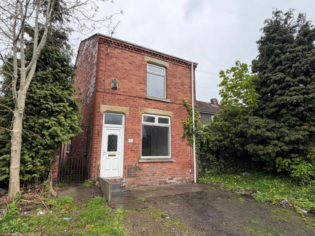 Main image of property: 2 Calderbank Street, Wigan, Lancashire, WN5 9JF