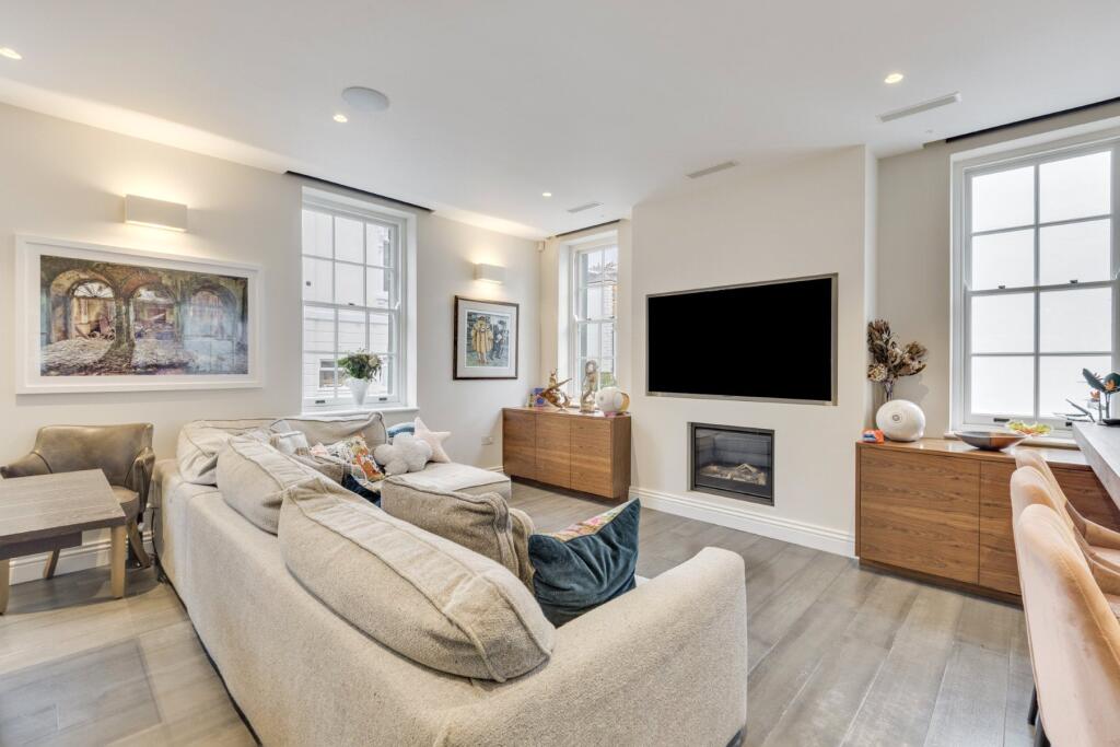 Lambolle Place, Belsize Park, NW3 photo 2