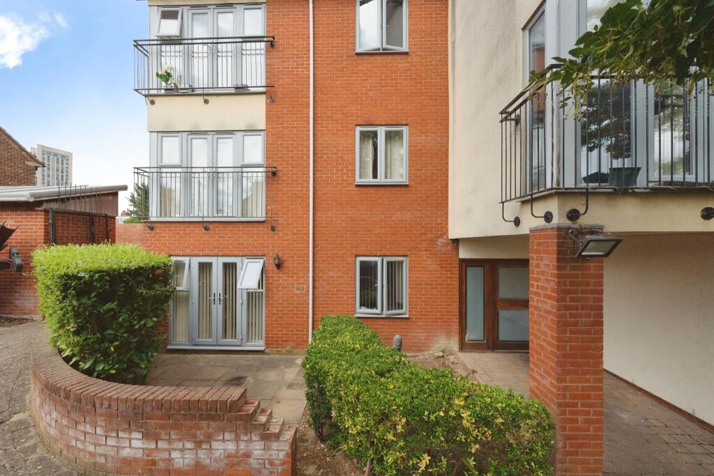 Main image of property: King Georges Avenue, Watford