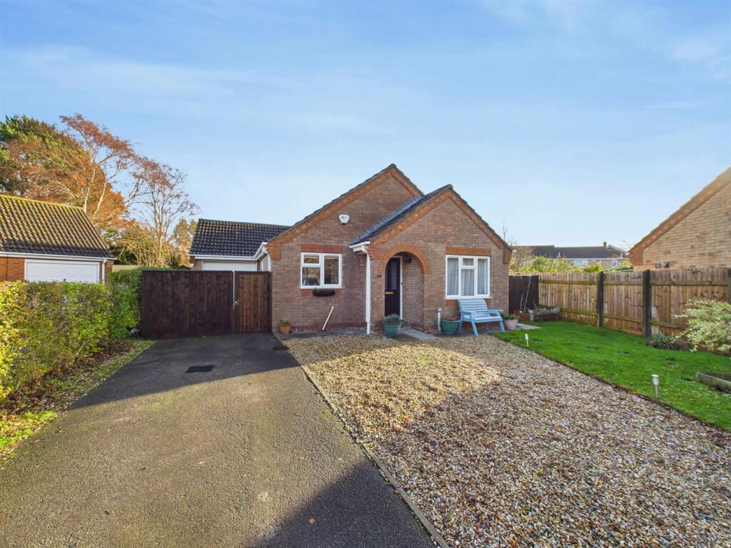 Main image of property: Stapes Garth, Grainthorpe, Louth