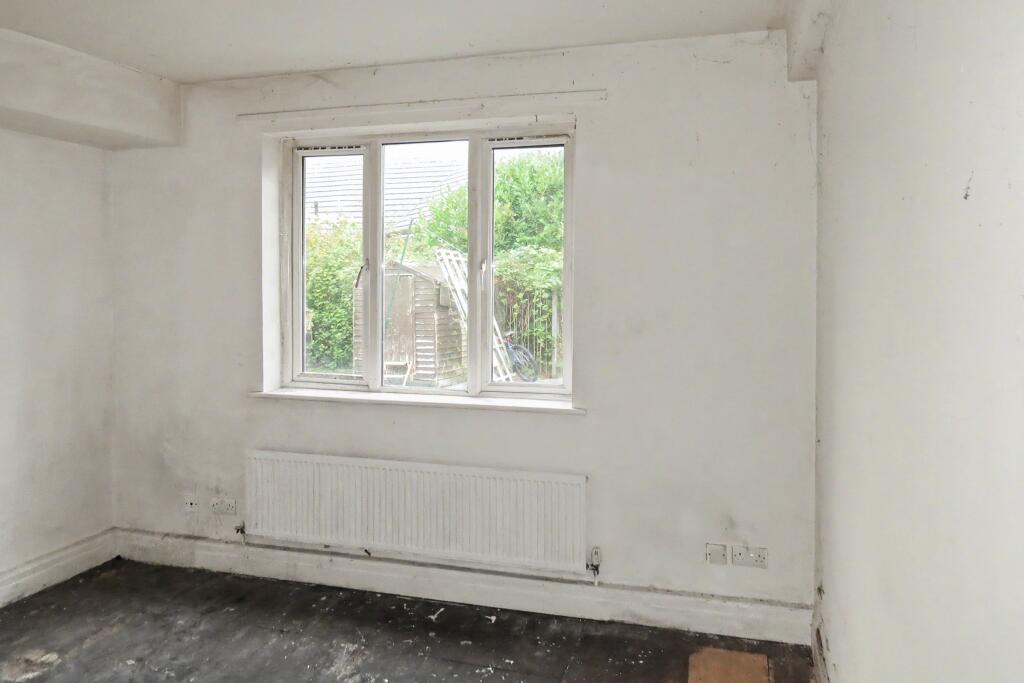 Apartment in Lancaster - More