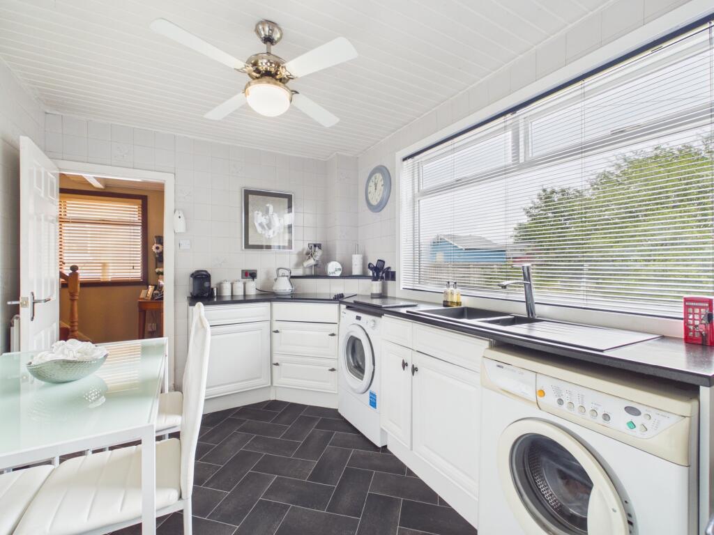 House in Coatbridge, Townhead - More