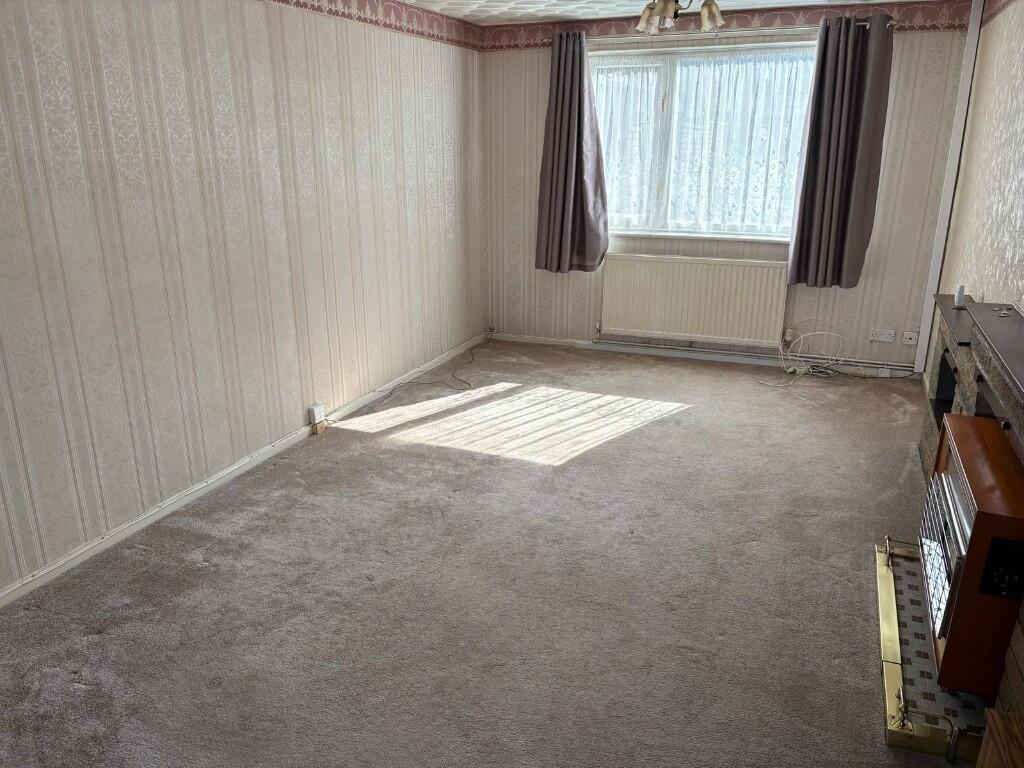 Mansel Road West, Southampton, Hampshire, SO16 photo 2
