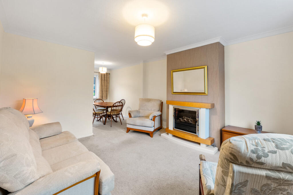 116 Sunnyside Drive, Blairdardie, G15 6QZ photo 3