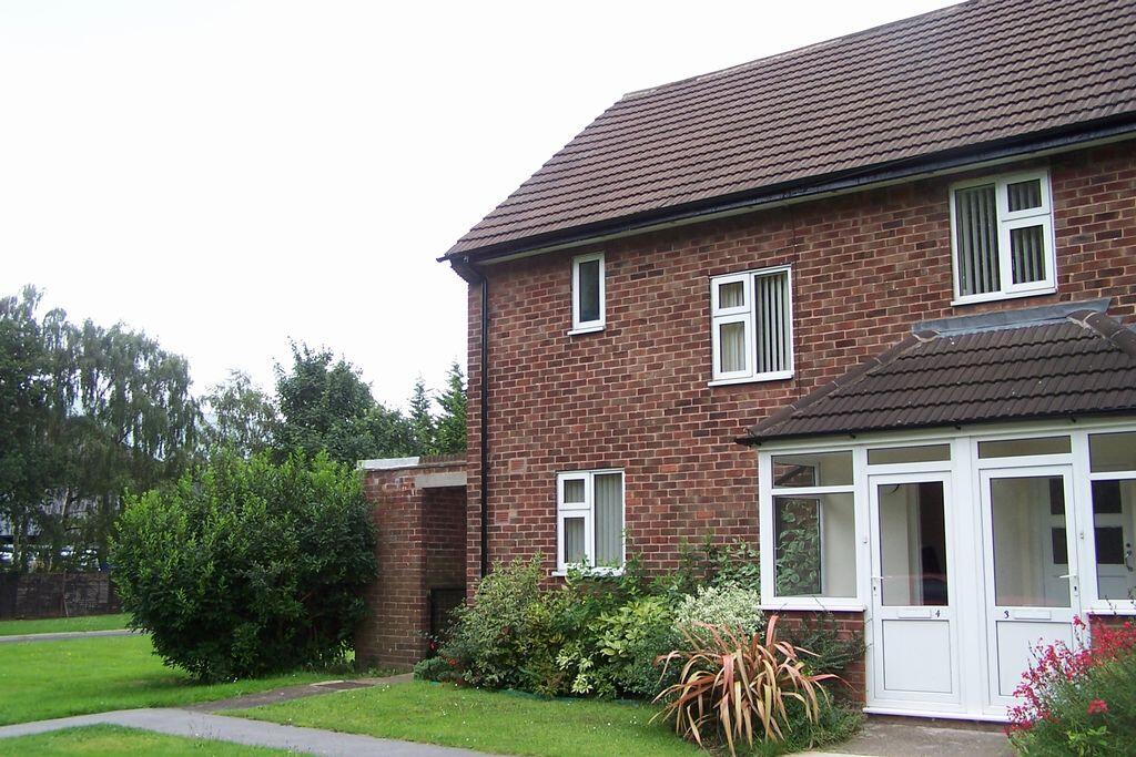 Main image of property: Merton Road, Hooton, ELLESMERE PORT, CH65