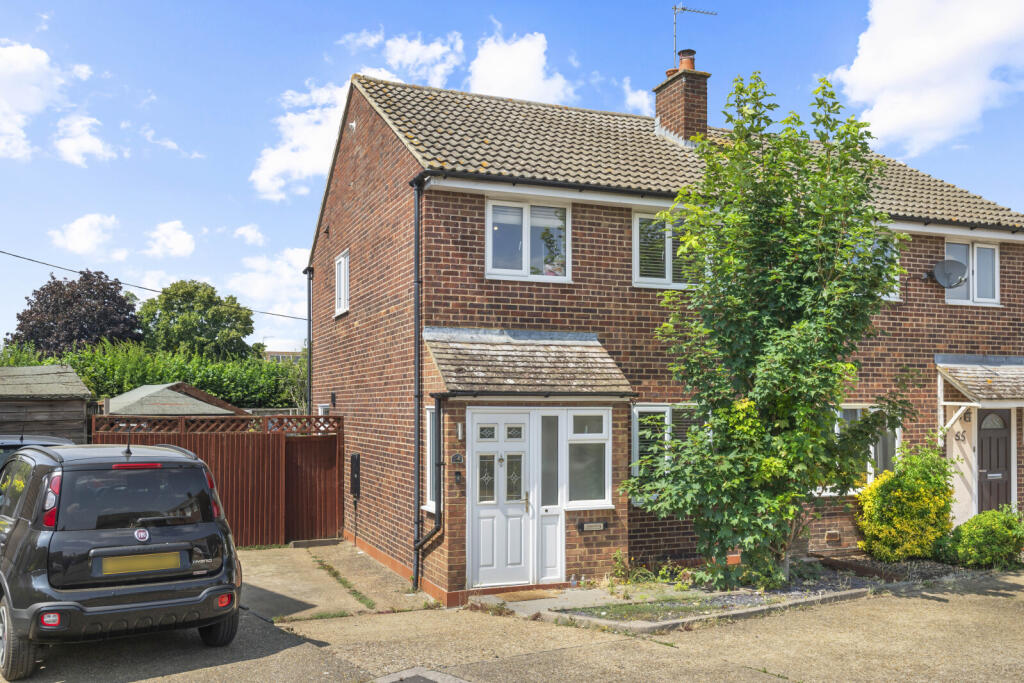 Main image of property: Rayfield Close, Barnston, Essex, CM6