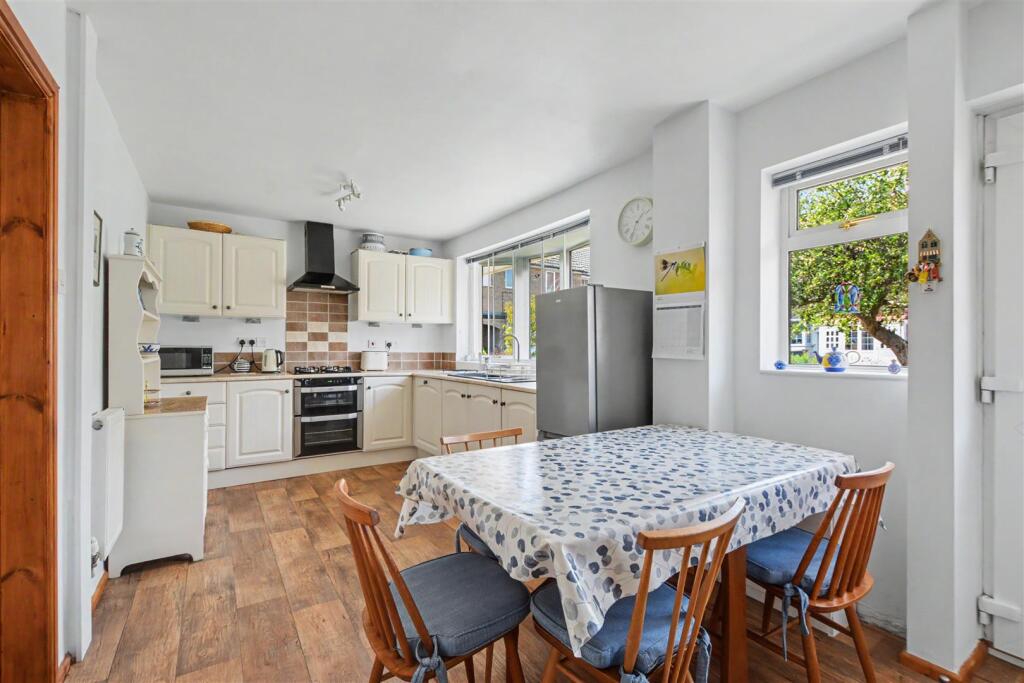 House in Nottingham - View 5