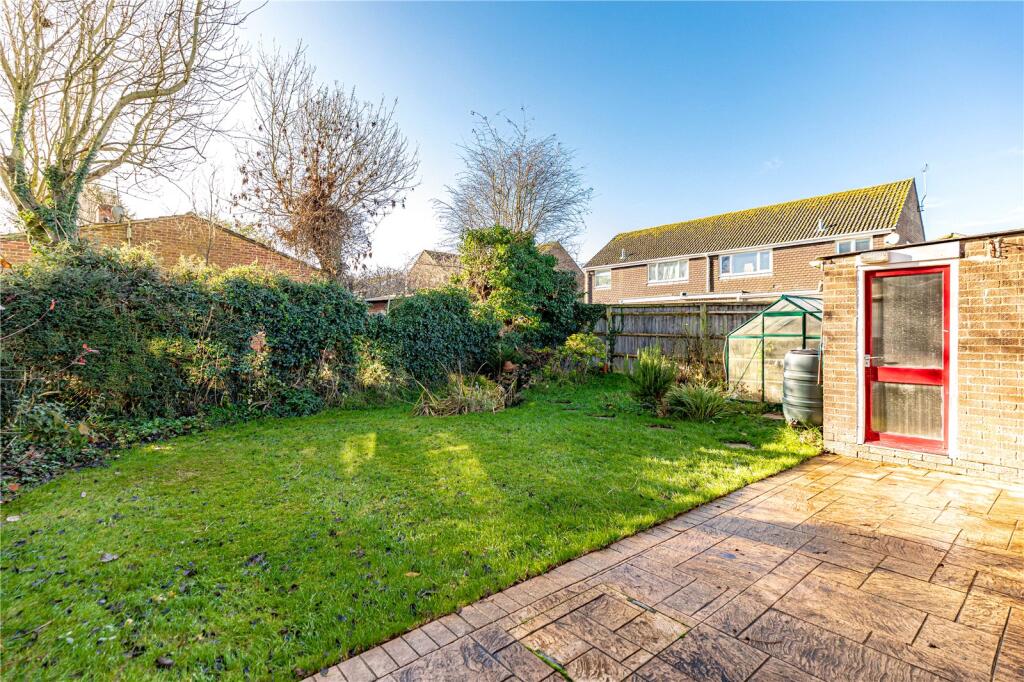 3-bed semi-detached on 23, Downsmead, Baydon, Marlborough, Wiltshire, SN8, £425,000