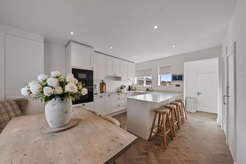 Main image of property: Potter Street, Harlow, Essex, CM17