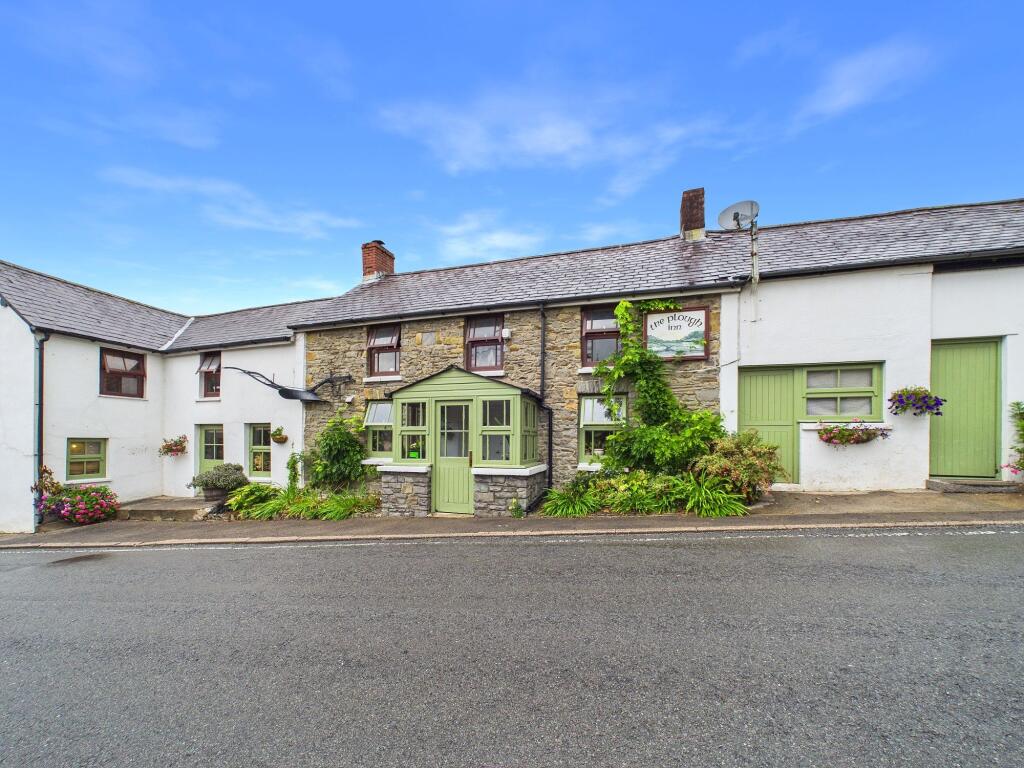 House in Swansea - More