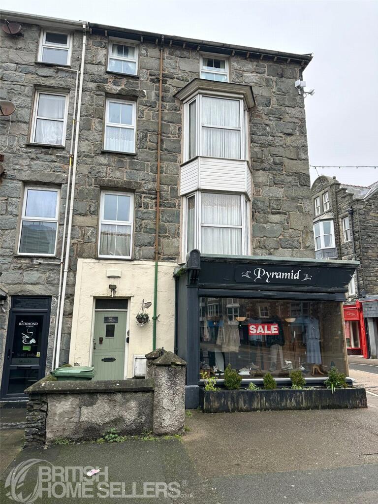 Beach Road, Barmouth, Gwynedd, LL42 photo 4