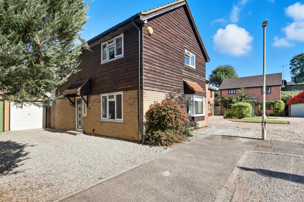 Main image of property: Hoynors, Danbury