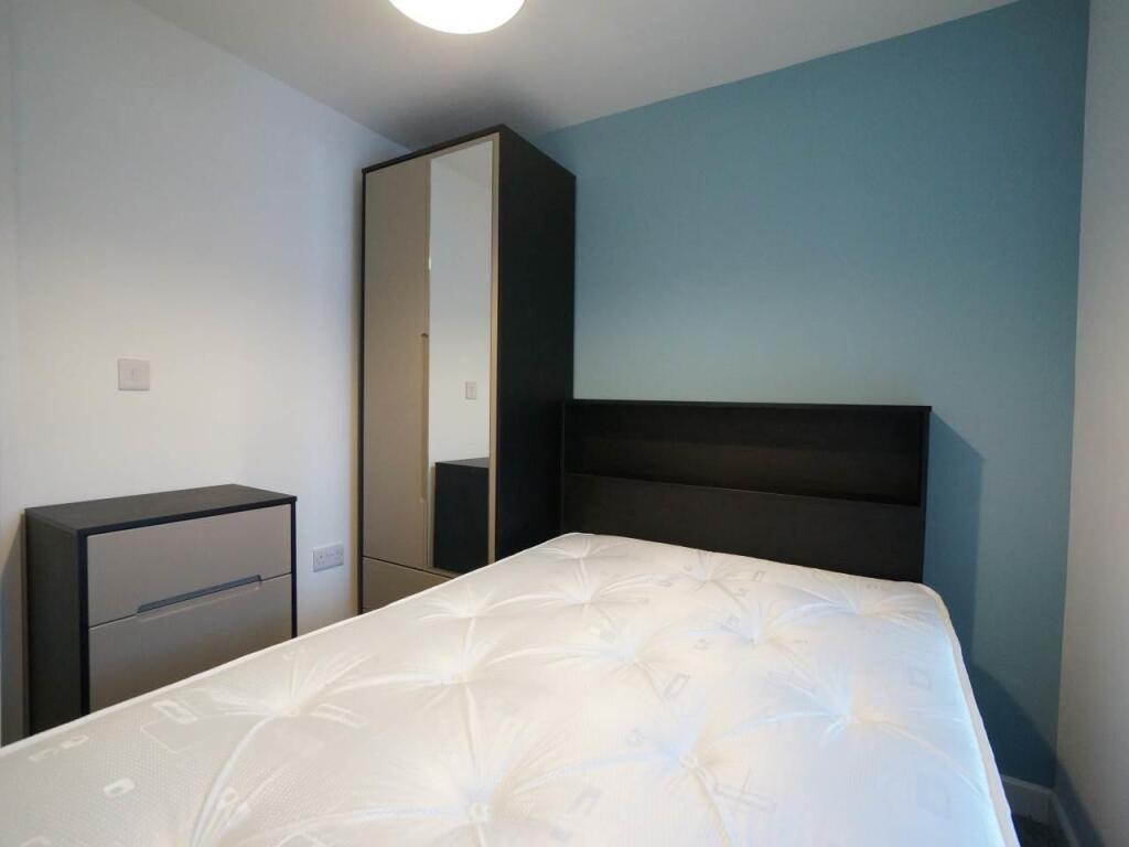 Apartment in Bangor, Gwynedd - View 2