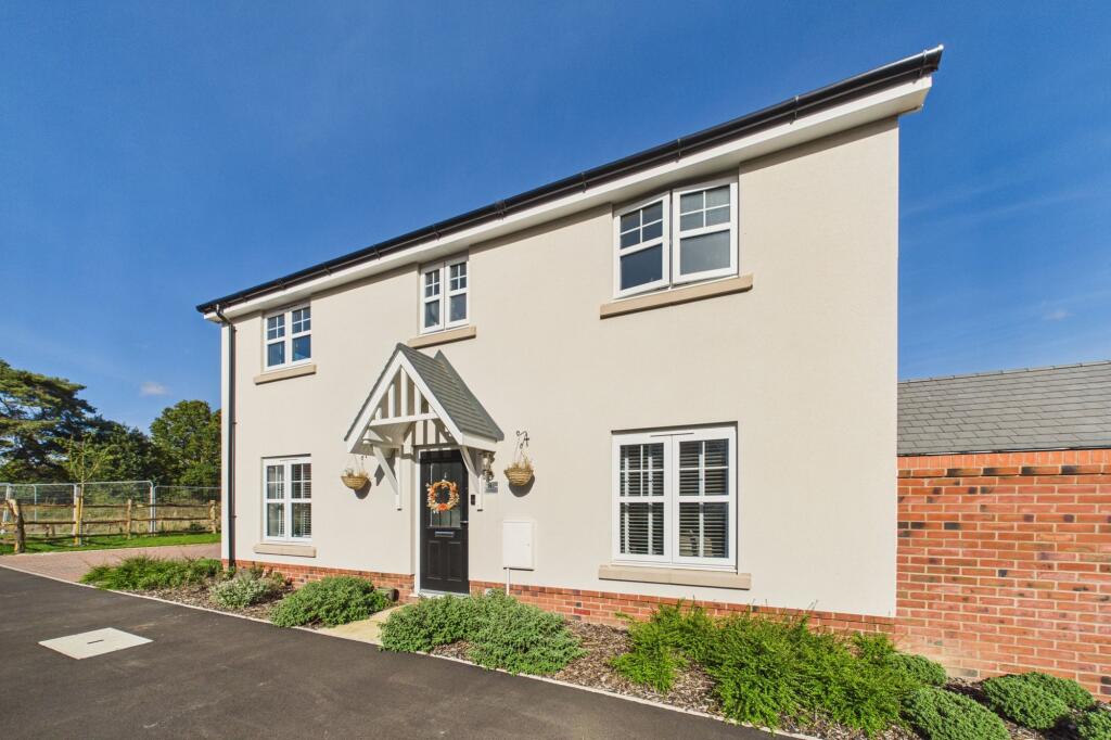 4-bed detached on Ocean Way, Thetford, IP24, £375,000