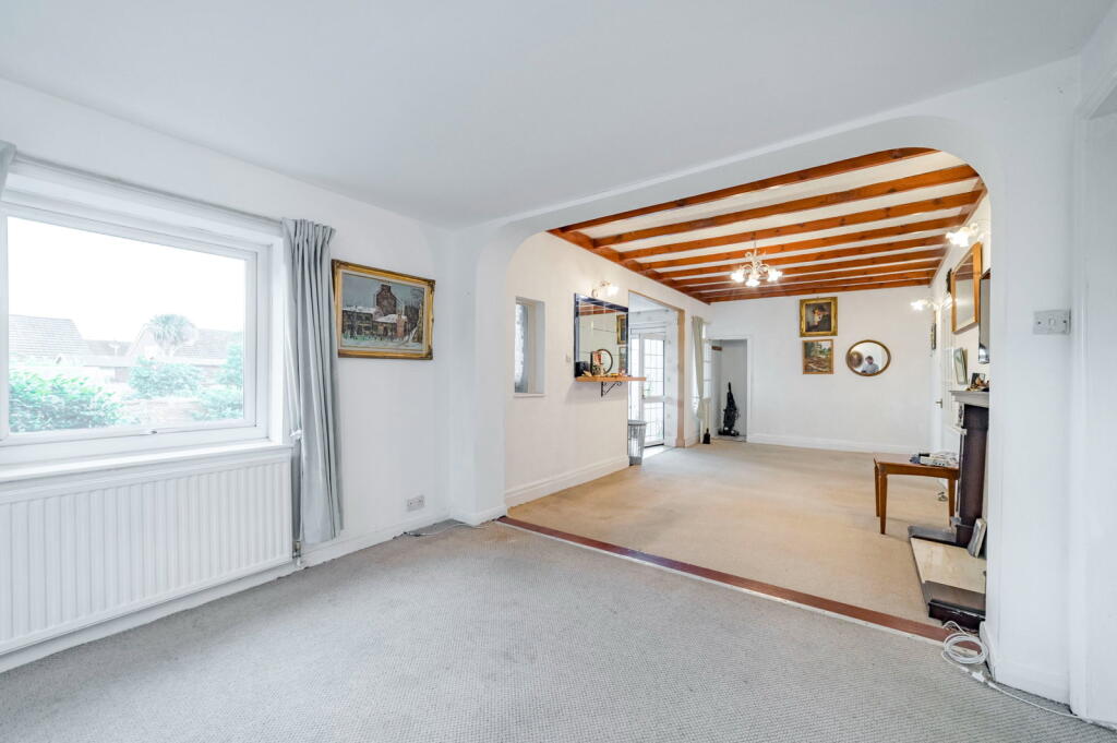 House in Tameside, Greater Manchester - View 5